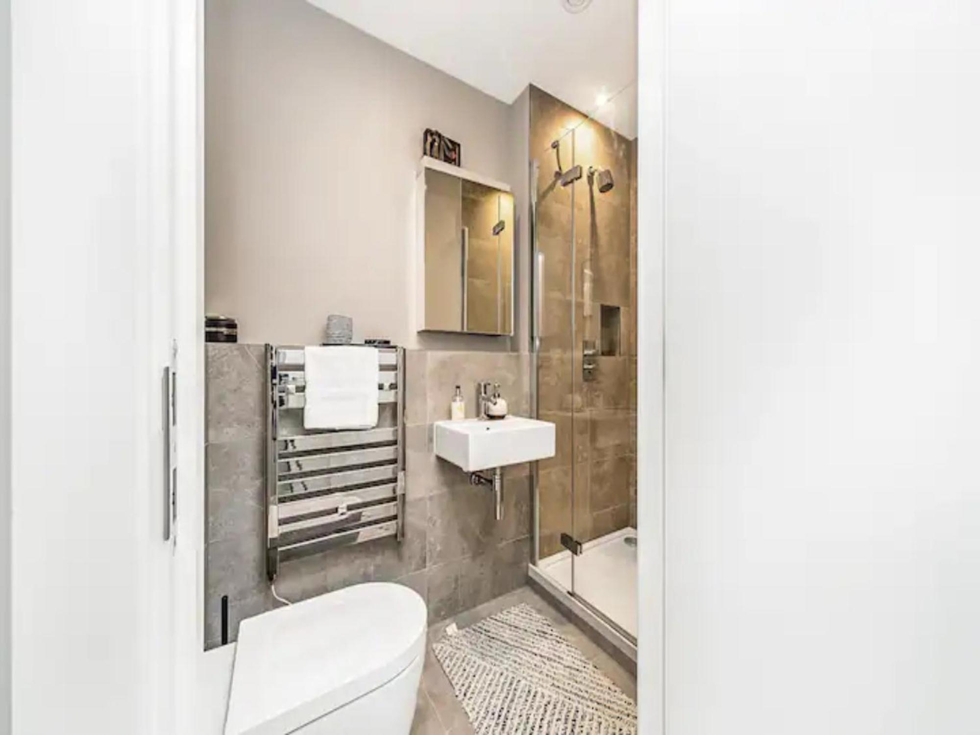 דירות לונדון Pass The Keys Penthouse Oasis In Trendy Fulham מראה חיצוני תמונה